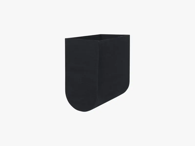Curved Box - Medium, Black
