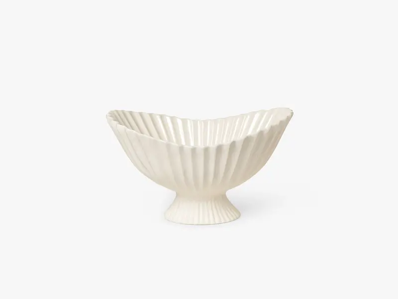 Fountain Centrepiece, Off-White