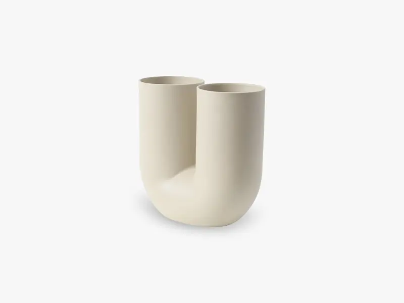 Kink Vase, Sand