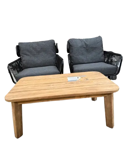 LOUNGESTOLE & BORD