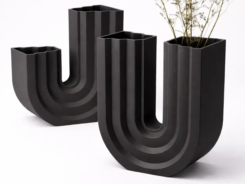 Ura Vase