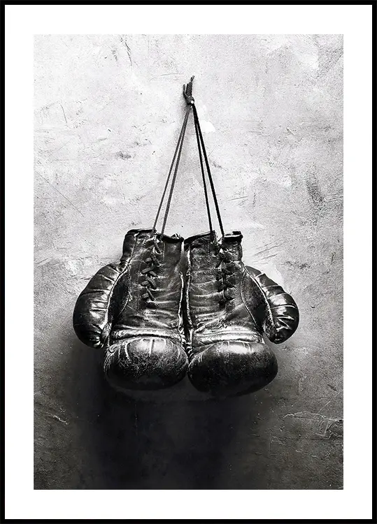 Worn Boxing Gloves Plakat